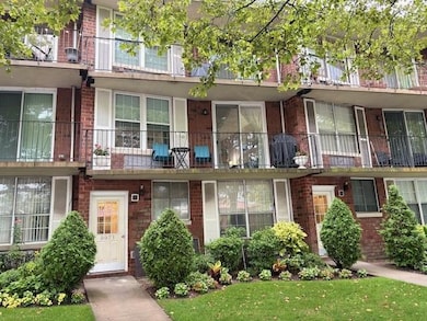 9971 Shore Rd unit 9-C, Brooklyn, NY 11209 - photo 2