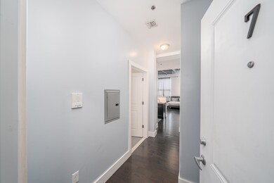 235 Orient Ave unit 5, Jersey City, NJ 07305 - photo 5