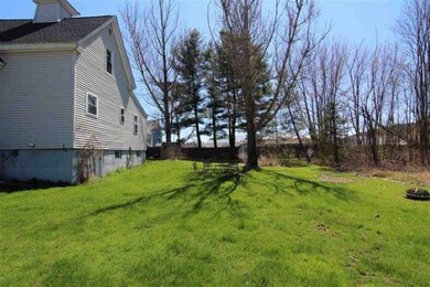 69 Turnpike St unit C, Allenstown, NH 03275 - photo 4