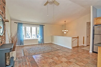 46 Lloyd Ave, Warwick, RI 02889 - photo 7