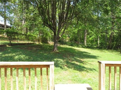 625 Hartness Rd, Statesville, NC 28677 - photo 4