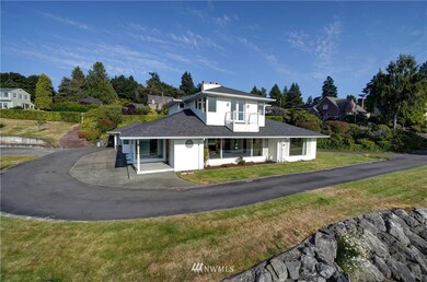 2747 Soundview Dr W, University Place, WA 98466 - photo 2