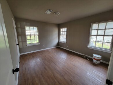 5115 Enyart St, Houston, TX 77021 - photo 5