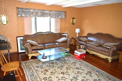 2510 W Abbott Ave, Milwaukee, WI 53221 - photo 4