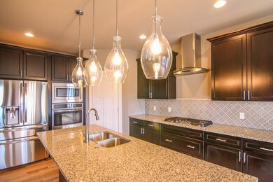 2781 Hollyhock St, Fitchburg, WI 53711 - photo 5