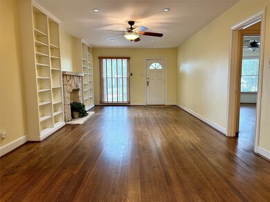 709 W 34th St, Houston, TX 77018 - photo 6