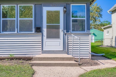 3827 N 6th St, Minneapolis, MN 55412 - photo 6