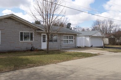 426 N Randolph St, Princeton, IL 61356 - photo 3