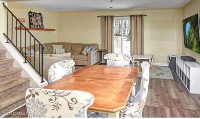 07-Dining Room