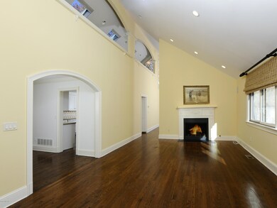 623 W Lyon Farm Dr, Greenwich, CT 06831 - photo 3