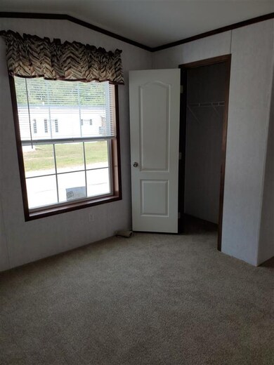 75 S Policy St unit 5, Salem, NH 03079 - photo 7