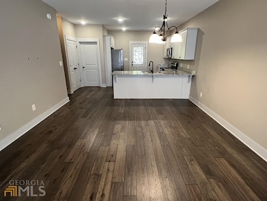 860 S Harkness St unit G, Jackson, GA 30233 - photo 5