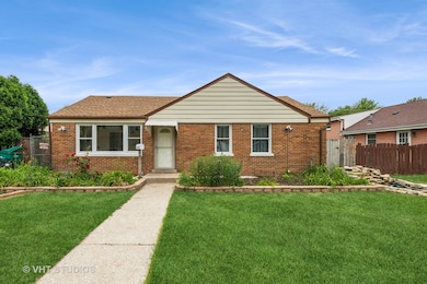 912 Gardner Rd, Westchester, IL 60154 - photo 2