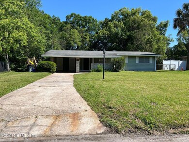 6455 Solandra Dr, Jacksonville, FL 32210 - photo 2