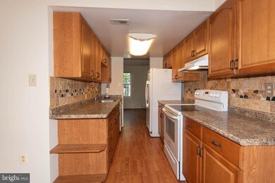 6284 Ducketts Ln, Elkridge, MD 21075 - photo 7