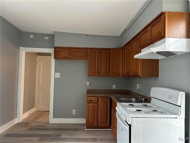 824 S Filmore St unit 2, Allentown, PA 18103 - photo 2