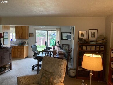 -1 Lariat Dr, Eugene, OR 97401 - photo 5