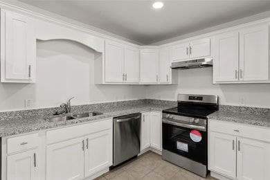 316 W 7th St unit 104, Mount Pleasant, TX 75455 - photo 3