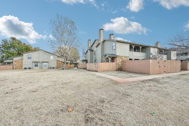 14435 N Pennsylvania Ave unit 28D, Oklahoma City, OK 73134 - photo 4