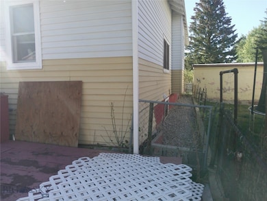 607 Spruce St, Anaconda, MT 59711 - photo 4
