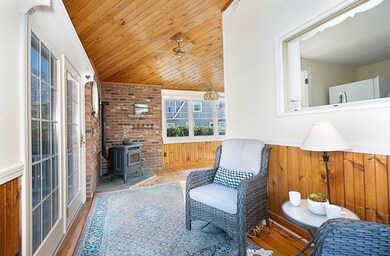 2814 Providence Rd, Northbridge, MA 01534 - photo 6