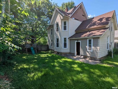 1215 19th St, Rock Island, IL 61201 - photo 4