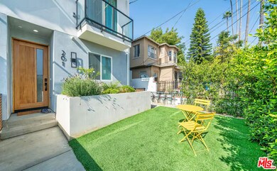 201 S Westlake Ave unit 203 1/2, Los Angeles, CA 90057 - photo 3