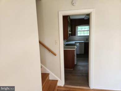 7035 Quander Rd, Alexandria, VA 22307 - photo 5