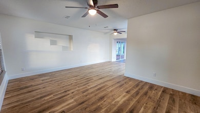 230 Lee Dr, Mary Esther, FL 32569 - photo 3