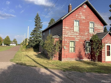 57225 3rd St, Calumet, MI 49913 - photo 5