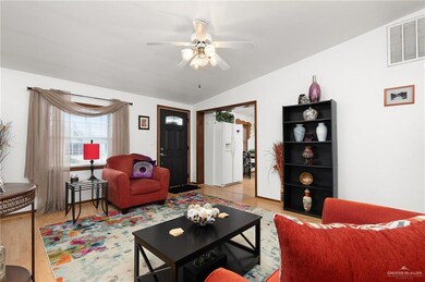 410 Belinda Dr, Alamo, TX 78516 - photo 3