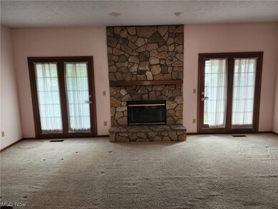 9596 Grist Mill Run, Olmsted Falls, OH 44138 - photo 5