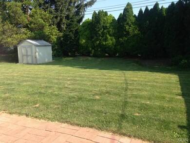 1546 Crestwood Rd, Bethlehem, PA 18018 - photo 3