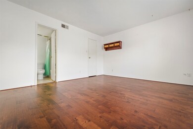 14777 Wunderlich Dr unit 811, Houston, TX 77069 - photo 7