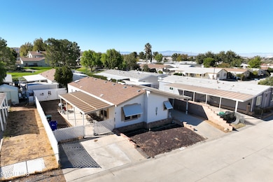 1030 E S unit 114, Palmdale, CA 93550 - photo 2