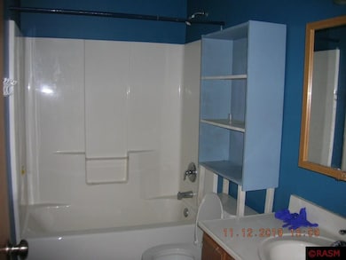 301 Maverick Dr, Mankato, MN 56001 - photo 5