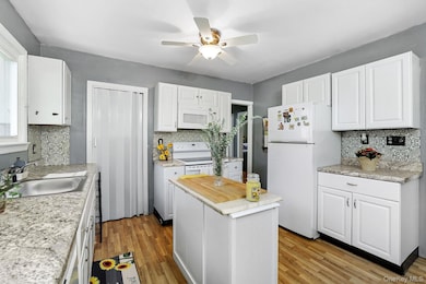 1639 Mogul Dr unit 1639, Mohegan Lake, NY 10547 - photo 3