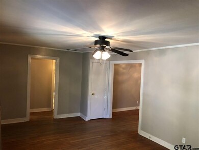 810 810 Camp, Kilgore, TX 75662 - photo 3