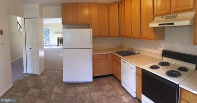 1438 Vineyard Ct, Crofton, MD 21114 - photo 2