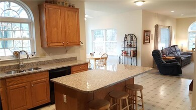 6952 Hearth Ln, Macungie, PA 18062 - photo 5