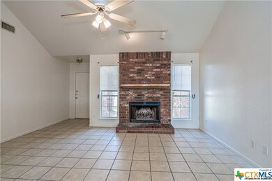 304 W Blancas Dr, Copperas Cove, TX 76522 - photo 4