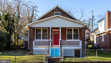 501 Larchmont Ave, Capitol Heights, MD 20743 - photo 2