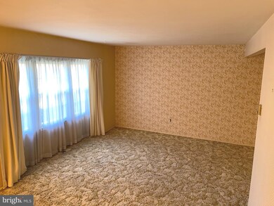 1607 Riversedge Dr, Delanco, NJ 08075 - photo 3