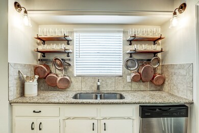 11718 Kirkmeadow Dr, Houston, TX 77089 - photo 6