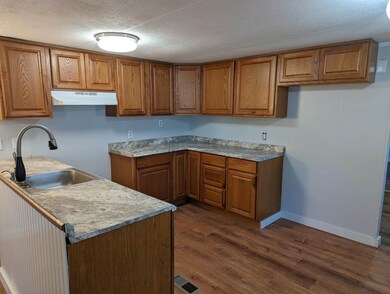 7 Lower Landing Mhp, Charlestown, NH 03603 - photo 3