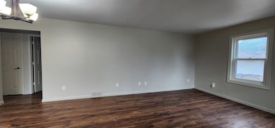 922 University Ave W, Minot, ND 58703 - photo 2