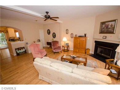 Living Room - Very spacious Living Room with gas F