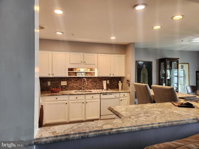 5201 Riverfront Dr unit 5200A, Palmyra, NJ 08065 - photo 5