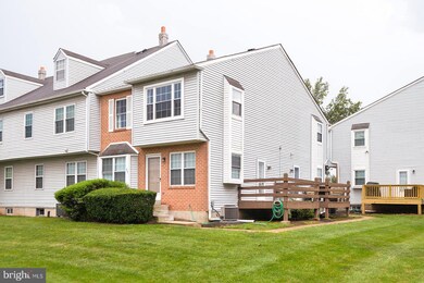 807 Northridge Dr, Norristown, PA 19403 - photo 2