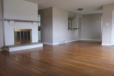 Francisco Living Area 2.jpg